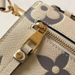 Louis Vuitton Pochette Metis Exclusively Online M45596 Cream
